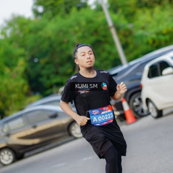 Runner Photo 3744605