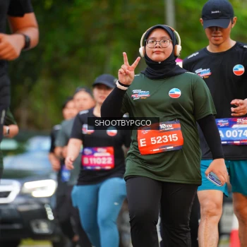 Runner Photo 3744640