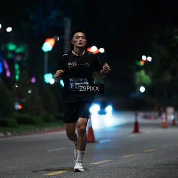 Runner Photo 3744641