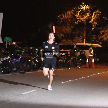 Runner Photo 3744662