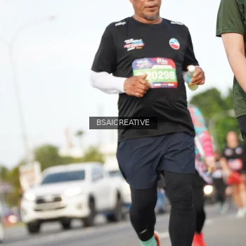 Runner Photo 3744669