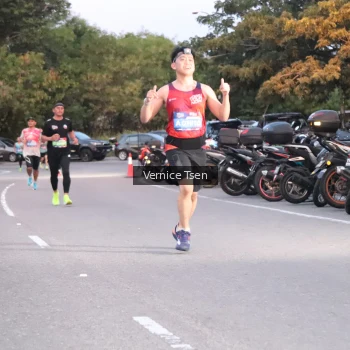 Runner Photo 3744696