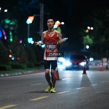 Runner Photo 3744735