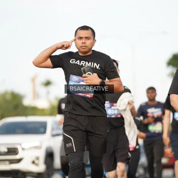 Runner Photo 3744743