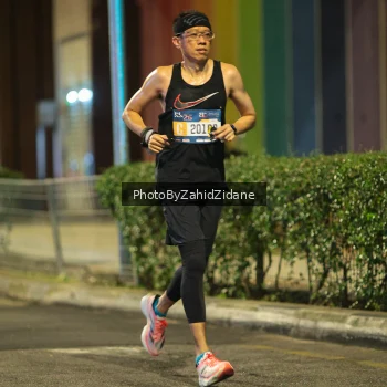 Runner Photo 3744752