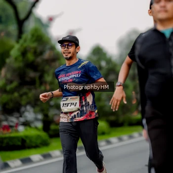 Runner Photo 3744758