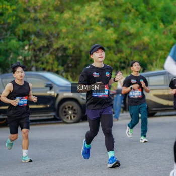 Runner Photo 3744765