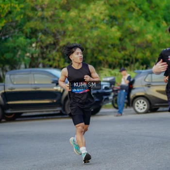 Runner Photo 3744778