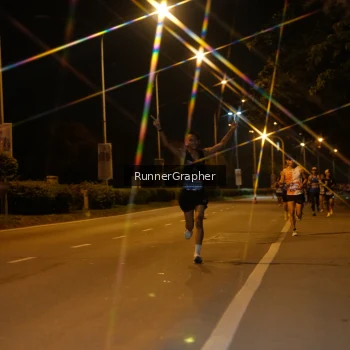 Runner Photo 3744805