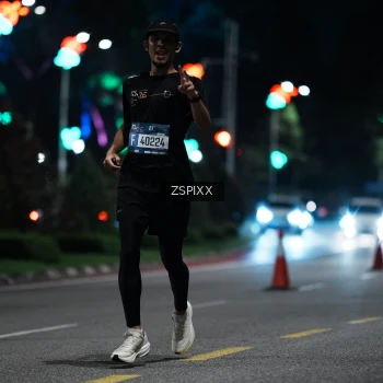 Runner Photo 3744869
