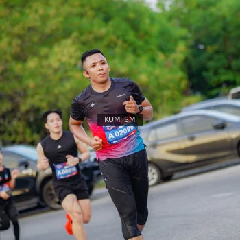 Runner Photo 3744877