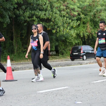 Runner Photo 3744885