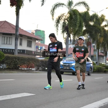 Runner Photo 3744894