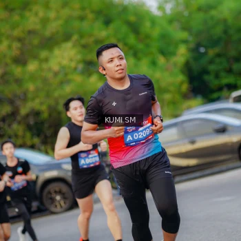 Runner Photo 3744912