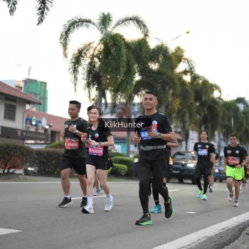Runner Photo 3744975