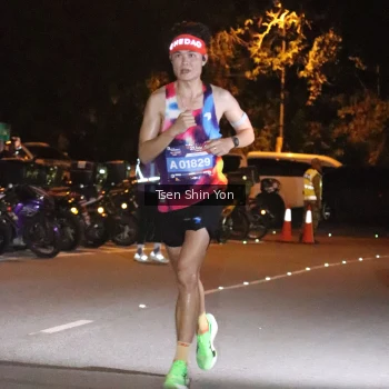 Runner Photo 3745021