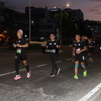 Runner Photo 3745178