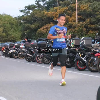 Runner Photo 3745205