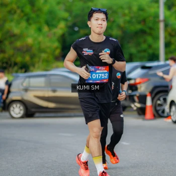 Runner Photo 3745373