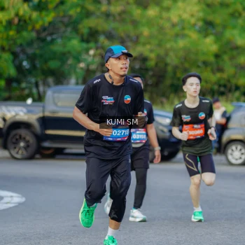 Runner Photo 3745474