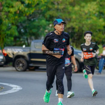 Runner Photo 3745476