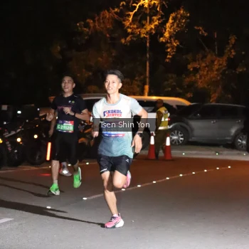 Runner Photo 3745477