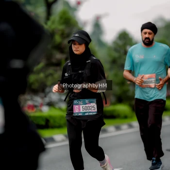 Runner Photo 3745496