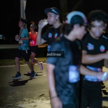Runner Photo 3745533