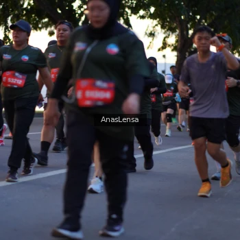 Runner Photo 3745557