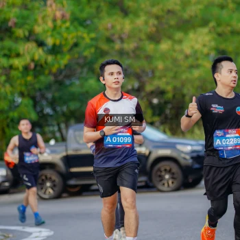 Runner Photo 3745572