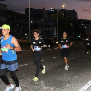 Runner Photo 3745594