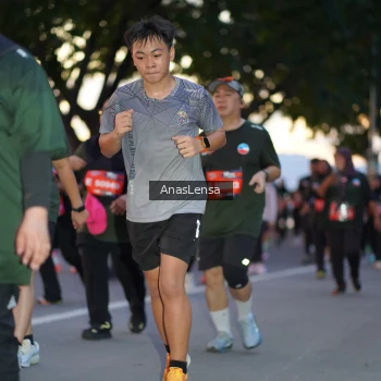 Runner Photo 3745612