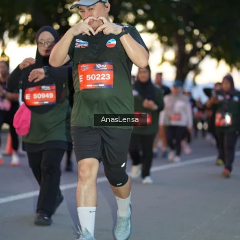 Runner Photo 3745613