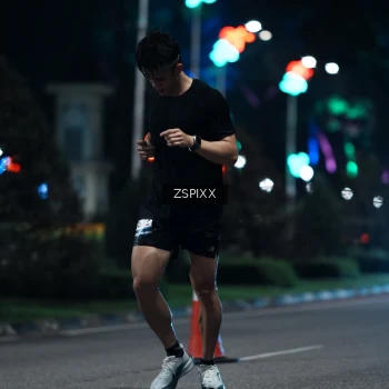 Runner Photo 3745672