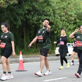 Runner Photo 3745688