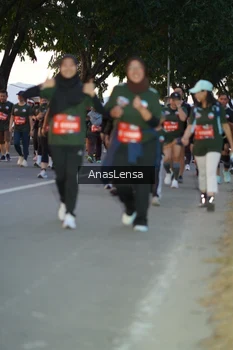 Runner Photo 3745712