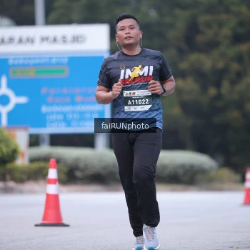 Runner Photo 3745715