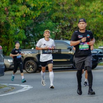 Runner Photo 3745743