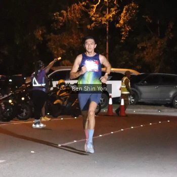 Runner Photo 3745791