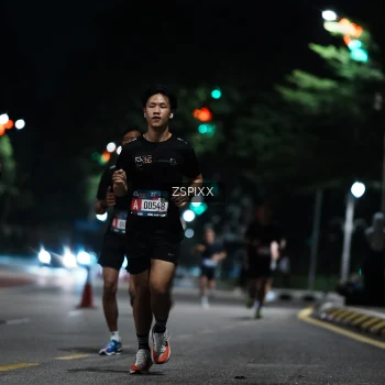 Runner Photo 3745843