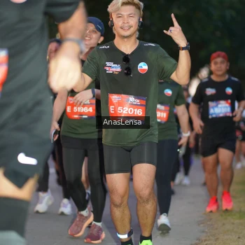 Runner Photo 3745934