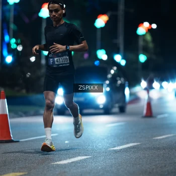 Runner Photo 3746043
