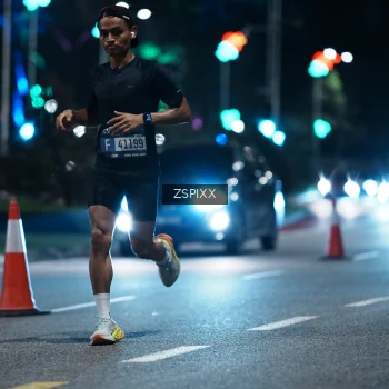 Runner Photo 3746049