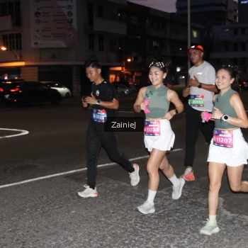 Runner Photo 3746060