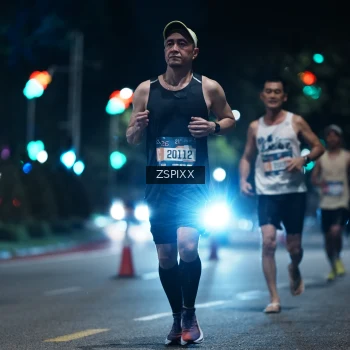 Runner Photo 3746074