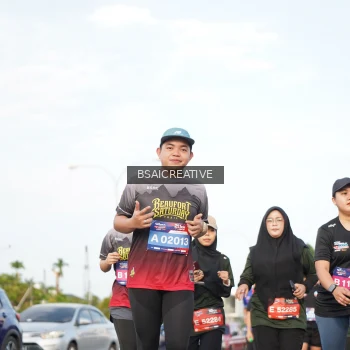 Runner Photo 3746075