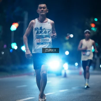 Runner Photo 3746095