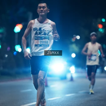 Runner Photo 3746129