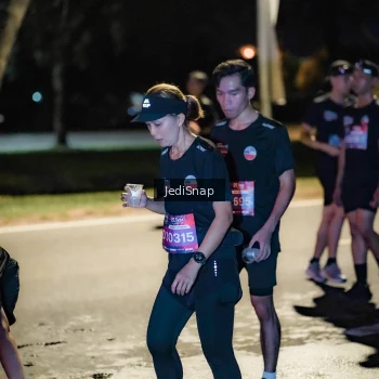 Runner Photo 3746131