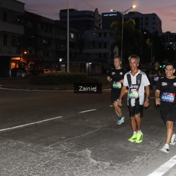 Runner Photo 3746139